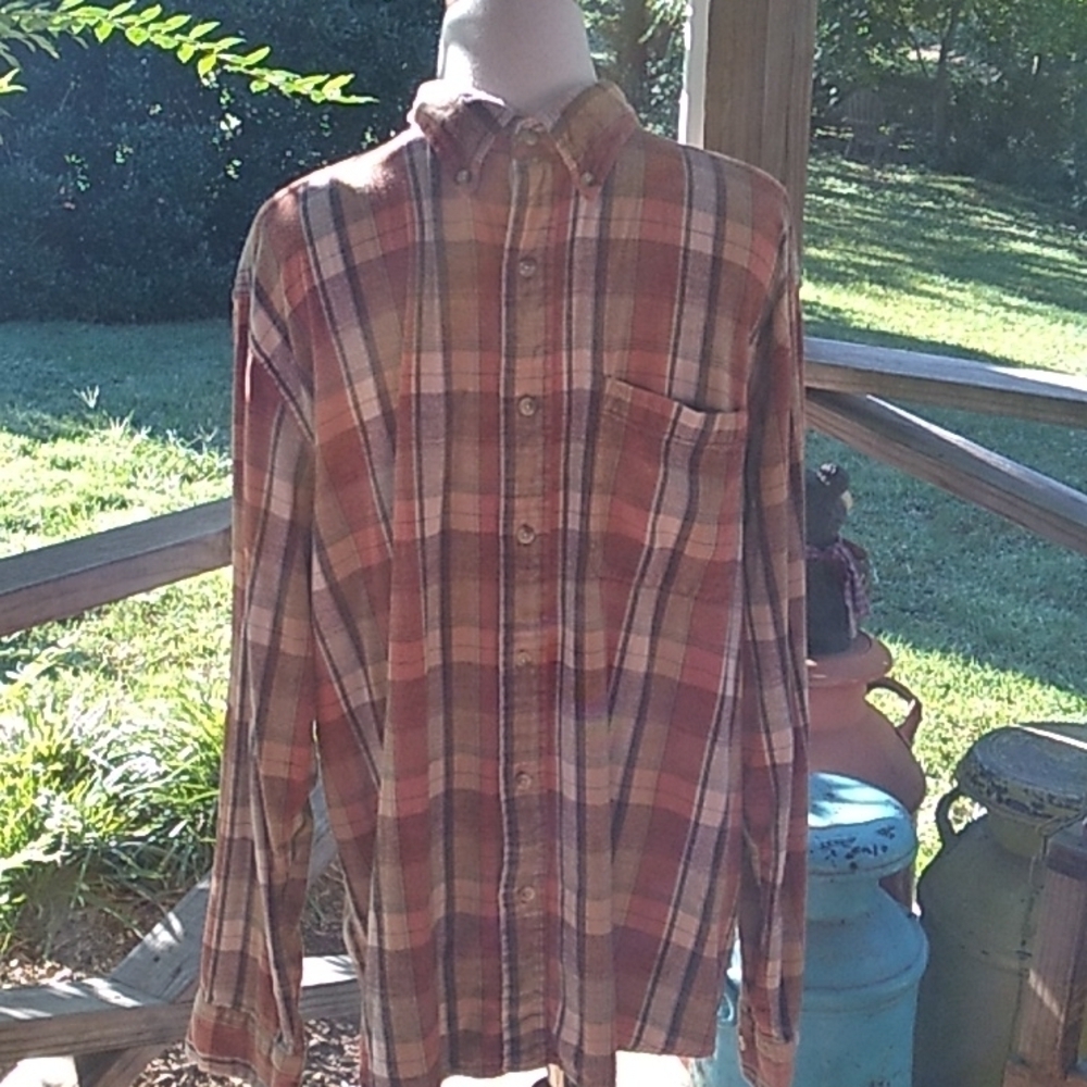 Vintage Ivy Crew XL tan brown flannel button down casual